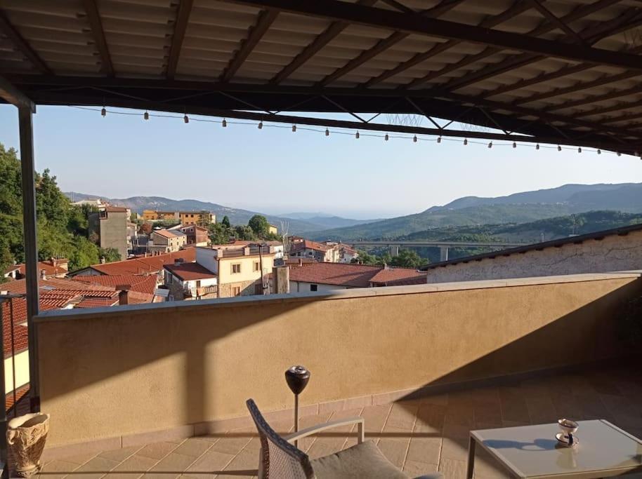 Вилла Casa Torre Con Terrazza Panoramica Futani Экстерьер фото